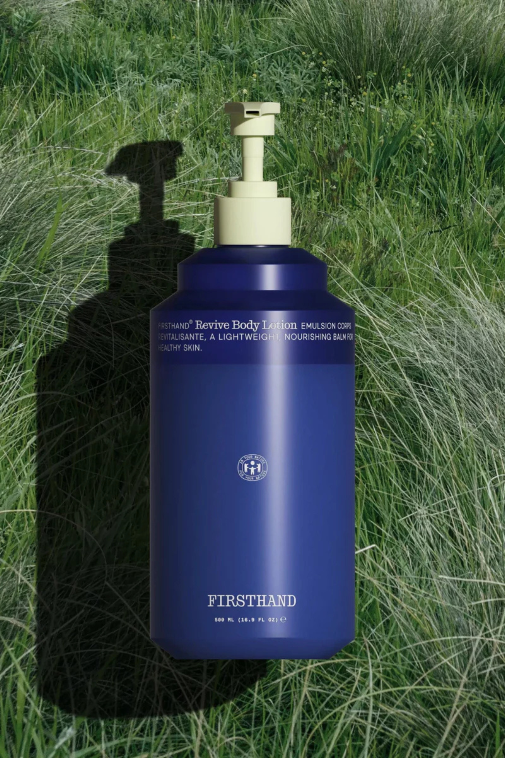 Y-19101502　牛　オイルスムース　225ds　半裁　1.5mm-1.7mm　ブルー　1枚 KIOSQ（キオスク）｜O\u0027Douds・Bonafide・JS Sloane・Firsthand Supply